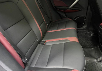 Подержанный автомобиль Geely Coolray 2024 года (11 фото)