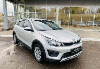 Подержанный автомобиль Kia Rio Hatchback 2020 года (3 фото)