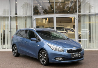Подержанный автомобиль Kia Ceed Wagon 2012 года (3 фото)