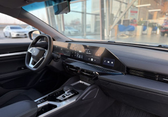 Подержанный автомобиль LIVAN S6Pro 2023 года (10 фото)