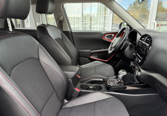 Подержанный автомобиль Kia Soul 2020 года (10 фото)