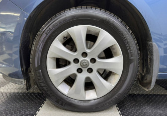 Подержанный автомобиль Opel Astra Sedan 2013 года (12 фото)