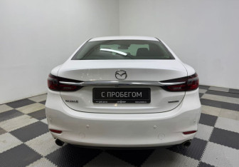 Подержанный автомобиль Mazda 6 Sedan 2020 года (6 фото)
