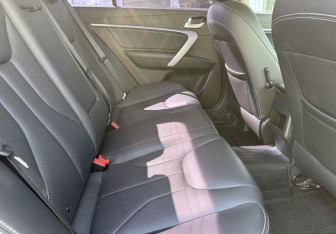 Подержанный автомобиль Geely Emgrand 7 2019 года (11 фото)
