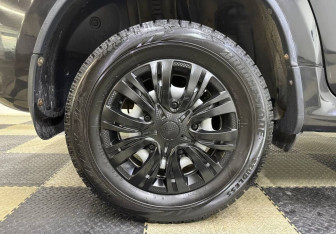 Подержанный автомобиль Nissan Terrano 2017 года (12 фото)