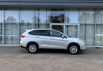 Подержанный автомобиль Haval M6 2023 года (4 фото)