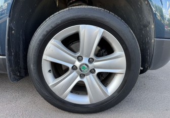 Подержанный автомобиль Skoda Yeti 2012 года (12 фото)