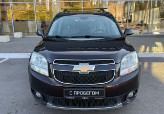 Подержанный автомобиль Chevrolet Orlando 2013 года (2 фото)