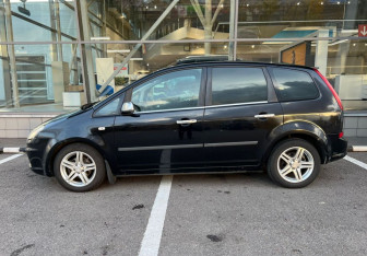 Подержанный автомобиль Ford C-MAX 2007 года (8 фото)