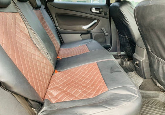 Подержанный автомобиль Ford Mondeo Sedan 2010 года (11 фото)