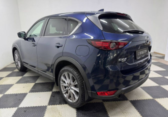 Подержанный автомобиль Mazda CX-5 2019 года (7 фото)
