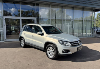 Подержанный автомобиль Volkswagen Tiguan 2014 года (3 фото)