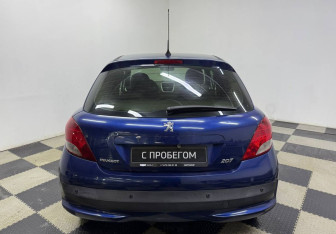 Подержанный автомобиль Peugeot 207 Hatchback 2010 года (6 фото)