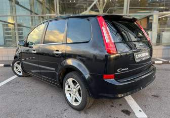 Подержанный автомобиль Ford C-MAX 2007 года (7 фото)