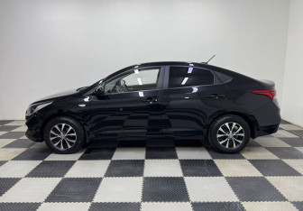 Подержанный автомобиль Hyundai Solaris Sedan 2017 года (8 фото)