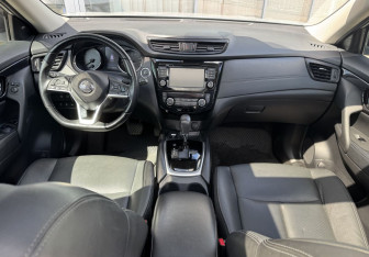 Подержанный автомобиль Nissan X-Trail 2022 года (9 фото)