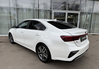 Подержанный автомобиль Kia K3 Sedan 2020 года (7 фото)