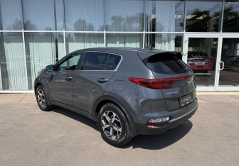 Подержанный автомобиль Kia Sportage 2019 года (7 фото)