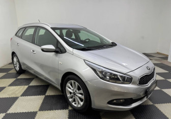 Подержанный автомобиль Kia Ceed Wagon 2015 года (3 фото)