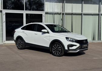 Подержанный автомобиль LADA (ВАЗ) Vesta Sedan 2023 года (3 фото)