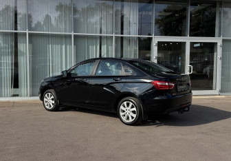 Подержанный автомобиль LADA (ВАЗ) Vesta Sedan 2020 года (7 фото)