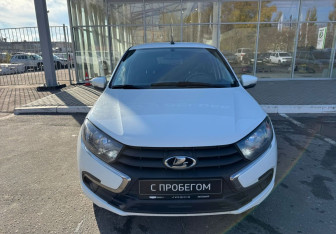 Подержанный автомобиль LADA (ВАЗ) Granta Hatchback 2018 года (2 фото)