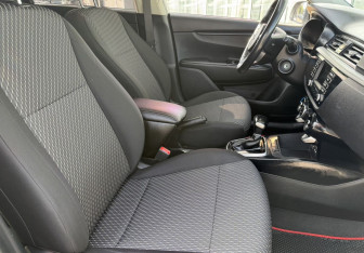 Подержанный автомобиль Kia Rio Sedan 2017 года (12 фото)