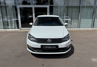Подержанный автомобиль Volkswagen Polo Sedan 2018 года (2 фото)
