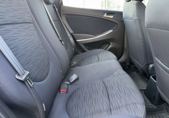 Подержанный автомобиль Hyundai Solaris Sedan 2014 года (12 фото)