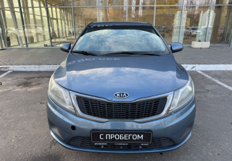Подержанный автомобиль Kia Rio Sedan 2012 года (2 фото)