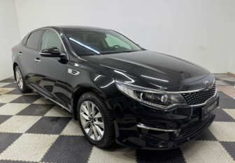 Подержанный автомобиль Kia Optima Sedan 2018 года (3 фото)
