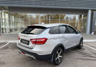 Подержанный автомобиль LADA (ВАЗ) Vesta Wagon 2019 года (5 фото)