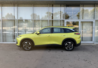 Подержанный автомобиль BAIC X55 2024 года (8 фото)