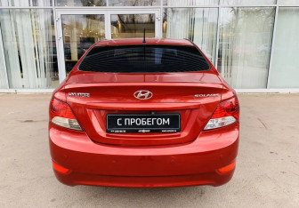 Подержанный автомобиль Hyundai Solaris Sedan 2014 года (6 фото)