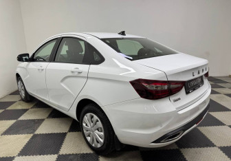 Подержанный автомобиль LADA (ВАЗ) Vesta Sedan 2024 года (7 фото)