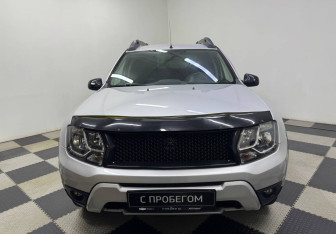 Подержанный автомобиль Renault Duster 2020 года (2 фото)