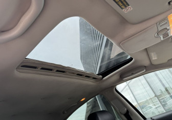 Подержанный автомобиль Volkswagen Passat Sedan 2001 года (12 фото)