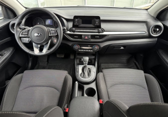 Подержанный автомобиль Kia Cerato Sedan 2020 года (9 фото)