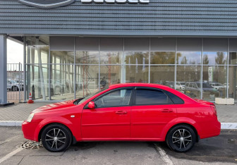 Подержанный автомобиль Chevrolet Lacetti Sedan 2008 года (8 фото)