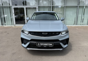 Подержанный автомобиль Geely Tugella 2022 года (2 фото)