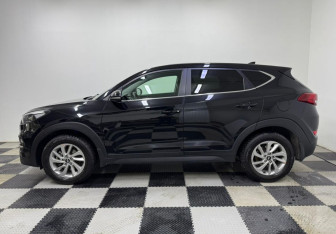 Подержанный автомобиль Hyundai Tucson 2017 года (8 фото)