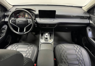 Подержанный автомобиль Haval Jolion 2023 года (10 фото)