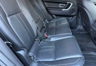 Подержанный автомобиль Land Rover Discovery Sport 2019 года (11 фото)