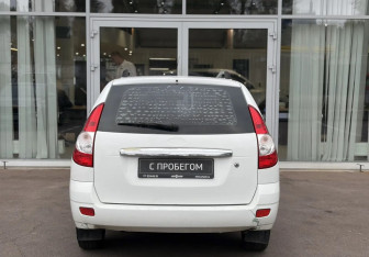 Подержанный автомобиль LADA (ВАЗ) Priora Wagon 2012 года (6 фото)