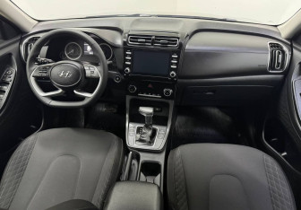 Подержанный автомобиль Hyundai Creta 2021 года (10 фото)
