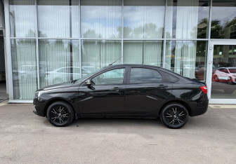 Подержанный автомобиль LADA (ВАЗ) Vesta Sedan 2018 года (8 фото)