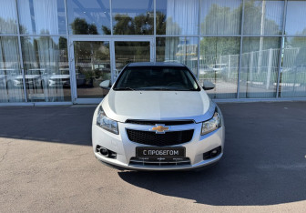 Подержанный автомобиль Chevrolet Cruze Sedan 2010 года (2 фото)