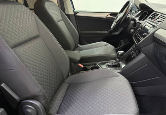 Подержанный автомобиль Volkswagen Tiguan 2017 года (9 фото)