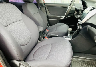 Подержанный автомобиль Hyundai Solaris Sedan 2014 года (10 фото)