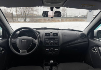 Подержанный автомобиль LADA (ВАЗ) Granta Sedan 2019 года (9 фото)